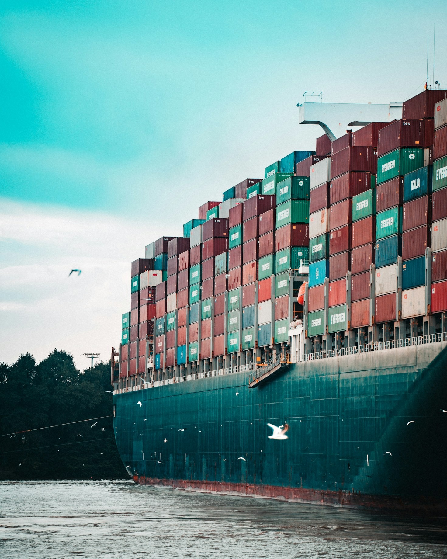Real-Time Shipment Tracking: Why It Matters